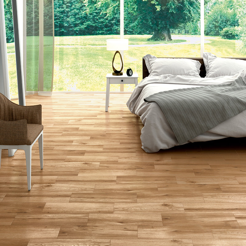 CASTEL  FRESNO NUEZ 22.5X60 1A CJA 1.89 M2