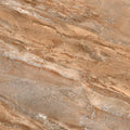Piso cerámico aspecto mármol marrón con vetas beige y textura natural elegante