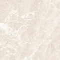 Piso porcelanato beige con diseño mármol, superficie pulida para interiores.